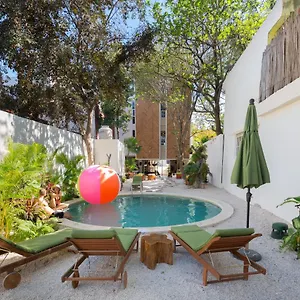 oostel-smart-hostel.tulum-hotels.net/